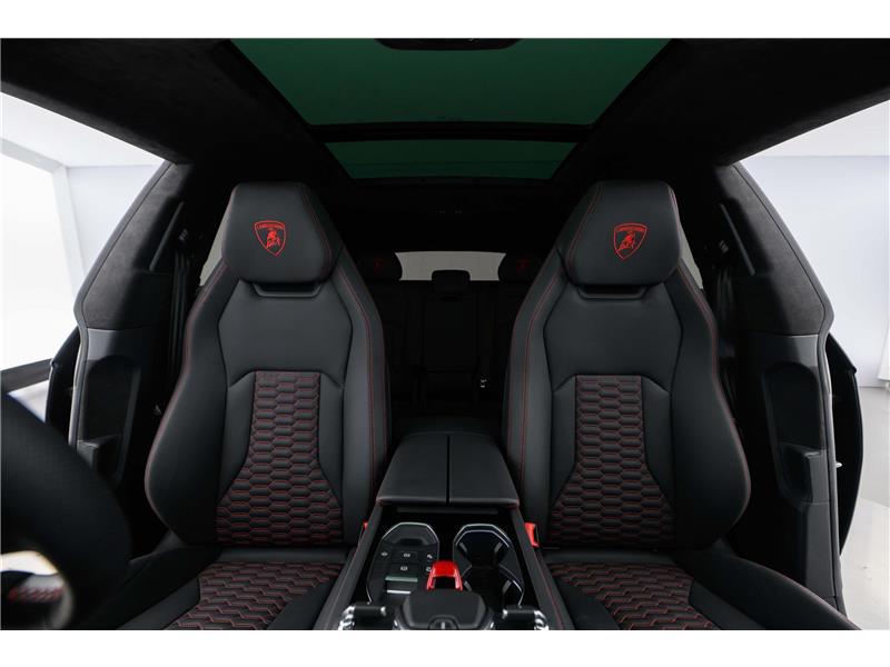 2023 Lamborghini Urus S