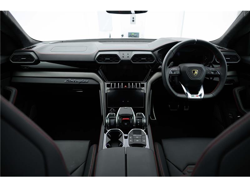 2023 Lamborghini Urus S