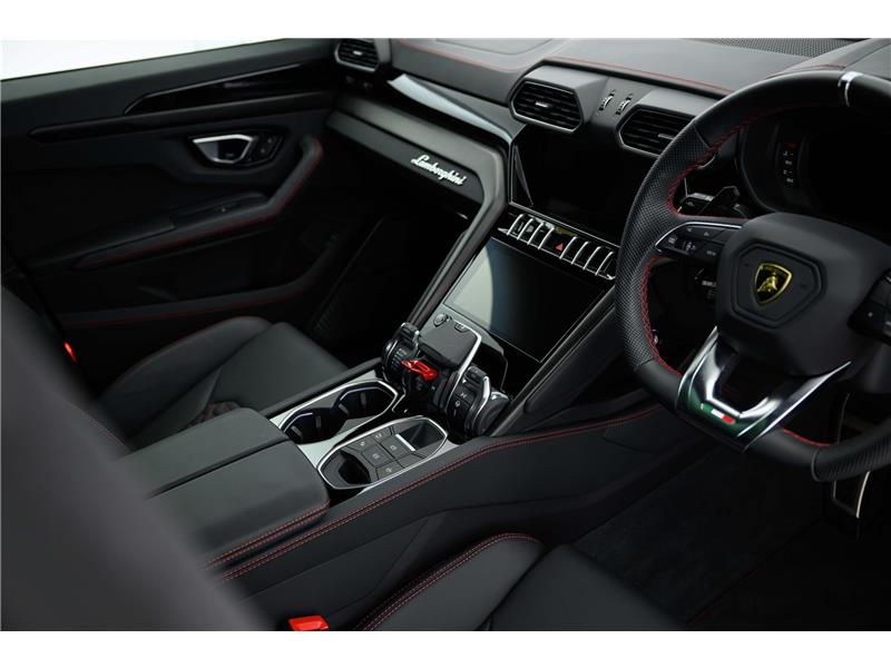 2023 Lamborghini Urus S