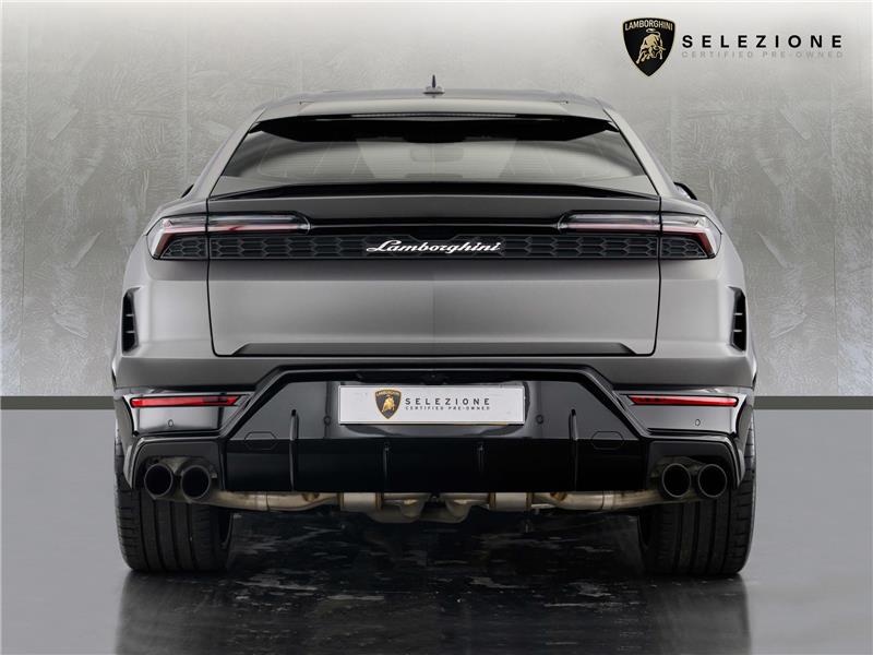 2025 Lamborghini Urus SE