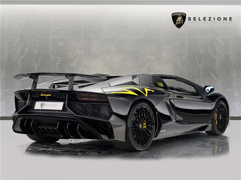 2016 Lamborghini Aventador LP750-4 Superveloce Roadster