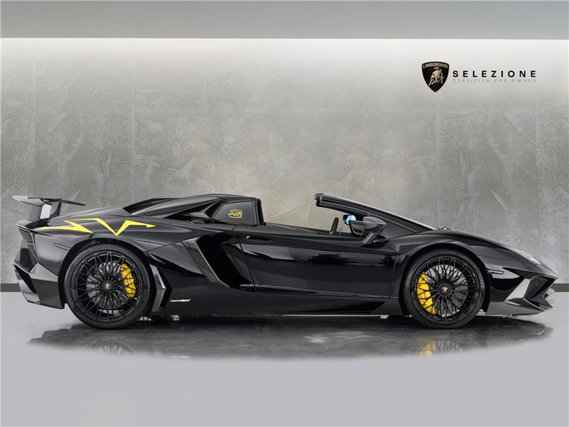 2016 Lamborghini Aventador LP750-4 Superveloce Roadster