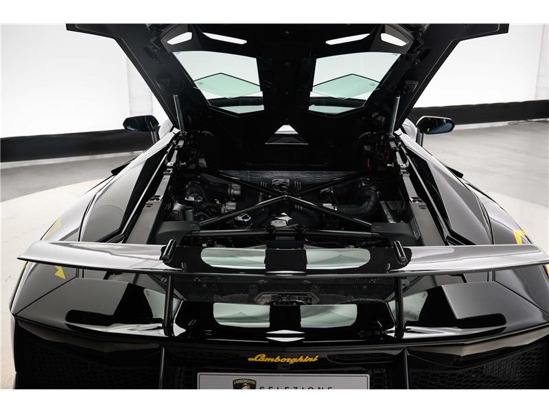 2016 Lamborghini Aventador LP750-4 Superveloce Roadster