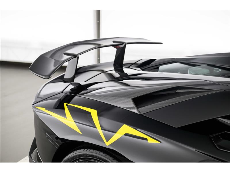 2016 Lamborghini Aventador LP750-4 Superveloce Roadster