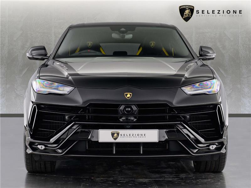 2025 Lamborghini Urus Performante