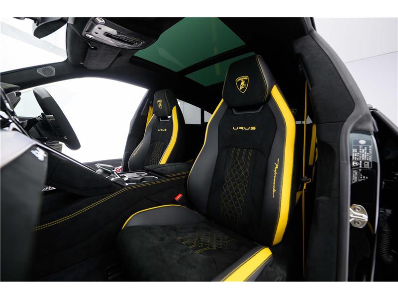 2025 Lamborghini Urus Performante