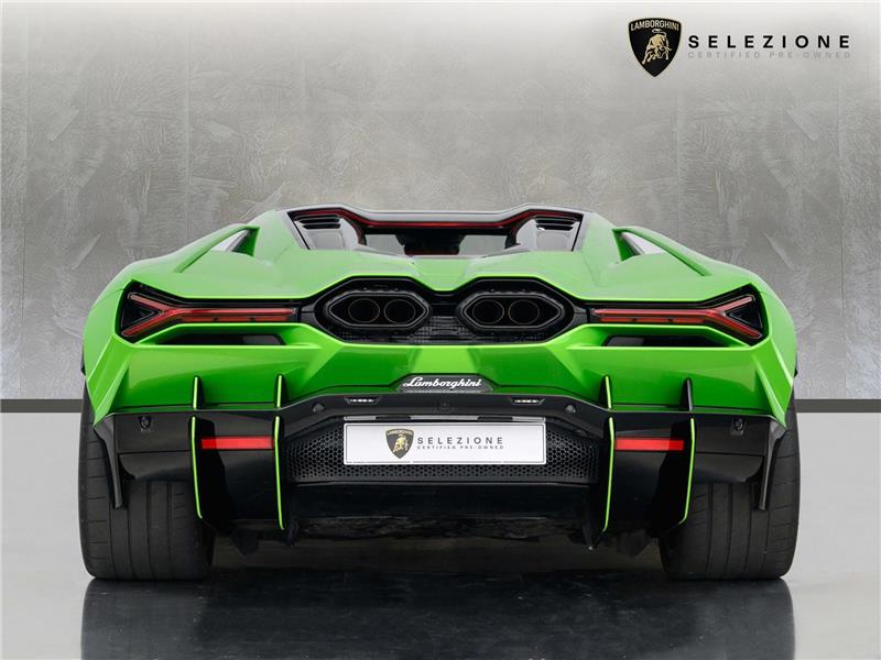 2024 Lamborghini Revuelto V12 Hybrid