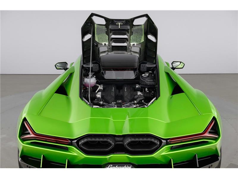 2024 Lamborghini Revuelto V12 Hybrid