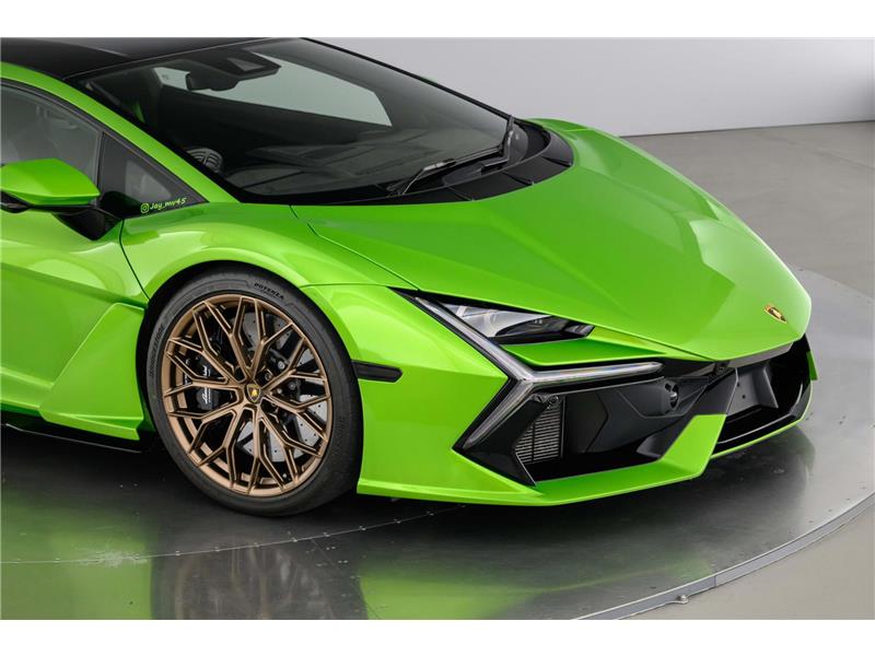 2024 Lamborghini Revuelto V12 Hybrid
