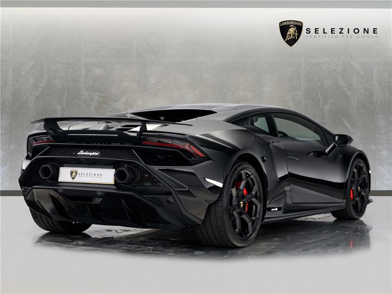2023 Lamborghini Huracan Tecnica