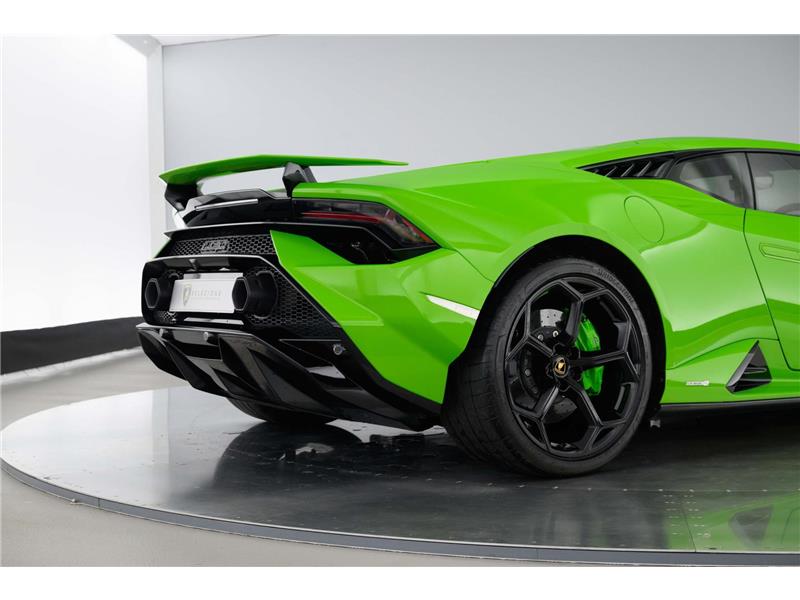 2023 Lamborghini Huracan V10 Tecnica