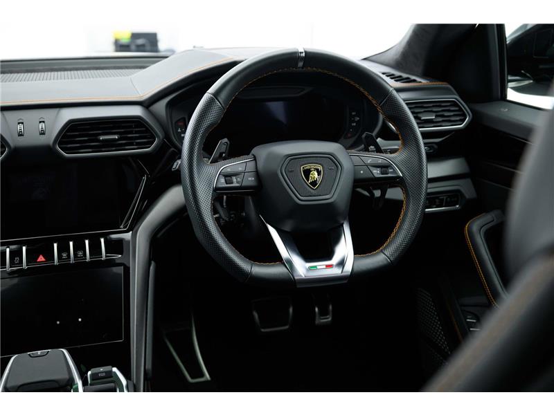 2023 Lamborghini Urus S