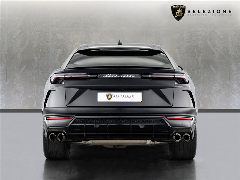 2022 Lamborghini Urus V8 BiTurbo