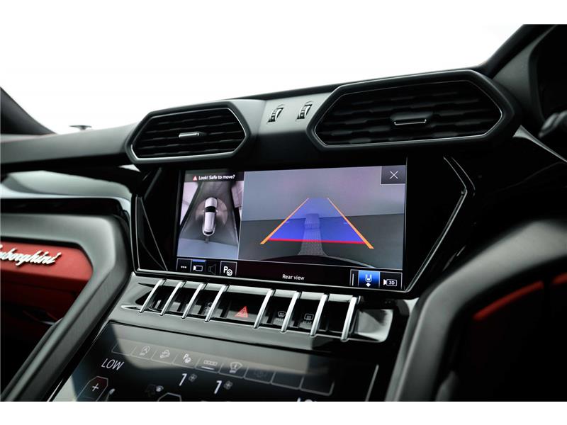 2022 Lamborghini Urus V8 BiTurbo