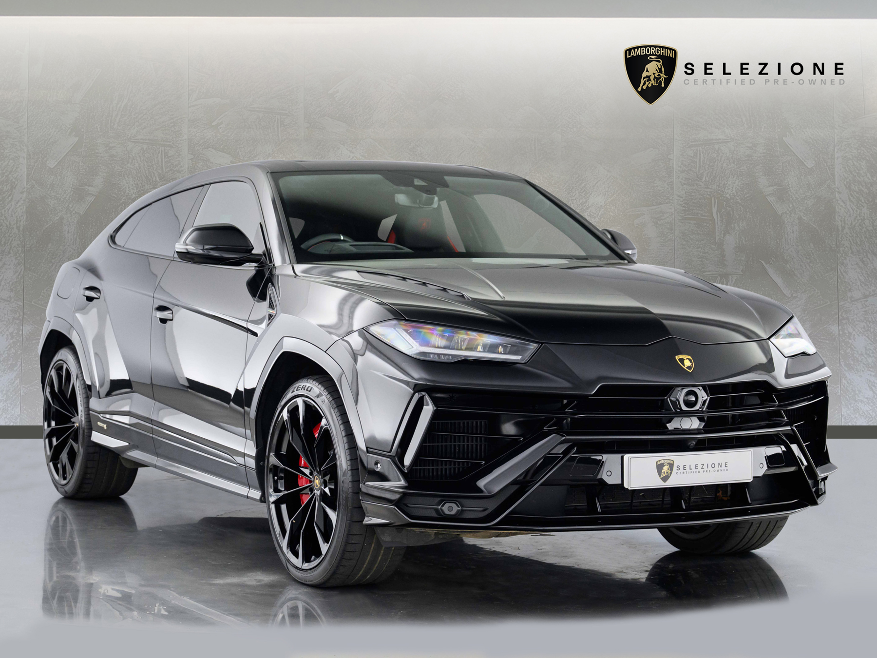 Lamborghini Urus listing photo