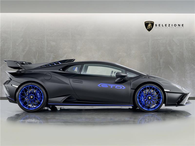 2023 Lamborghini Huracan 5.2 V10 LP 640-2 STO