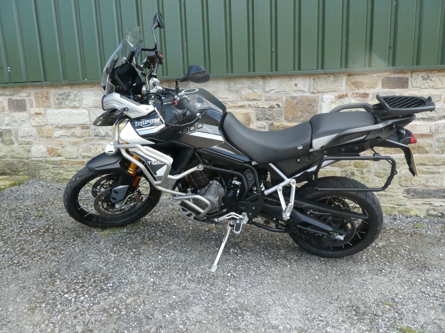 Triumph tiger rally pro 900