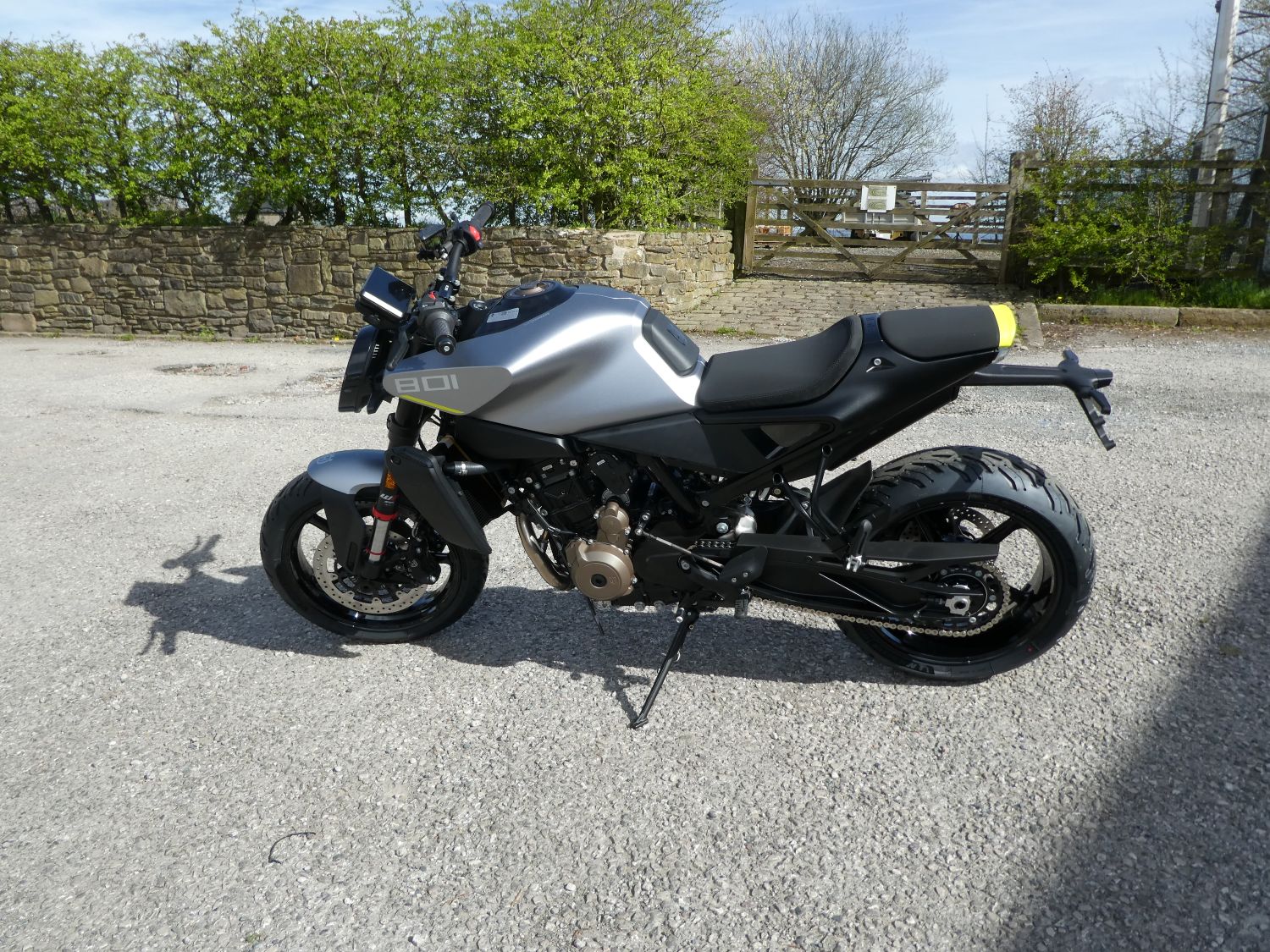 Husqvarna 801 vitpilen
