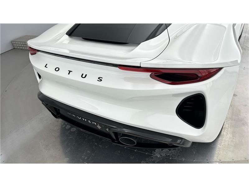 2026 Lotus Emira Turbo SE