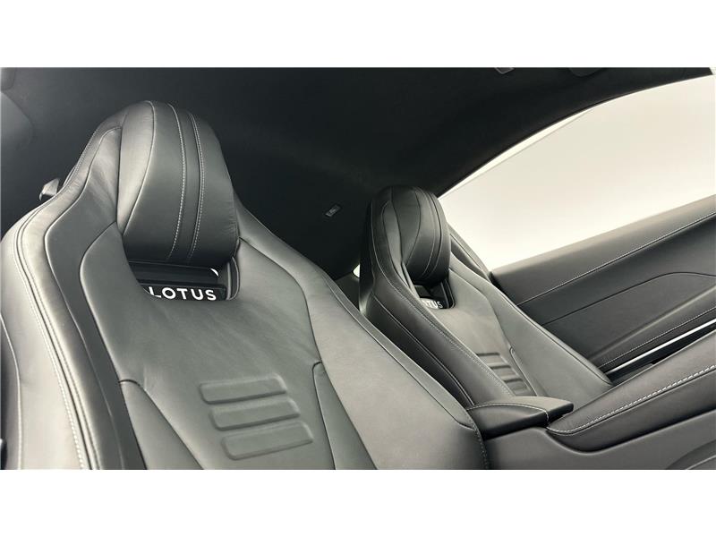 2026 Lotus Emira Turbo SE
