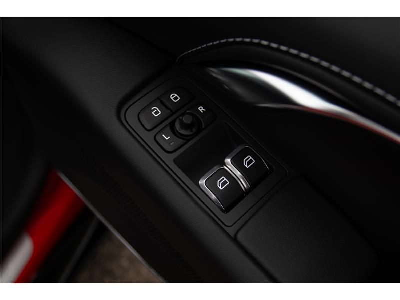 2026 Lotus Emira 2.0 Turbo SE