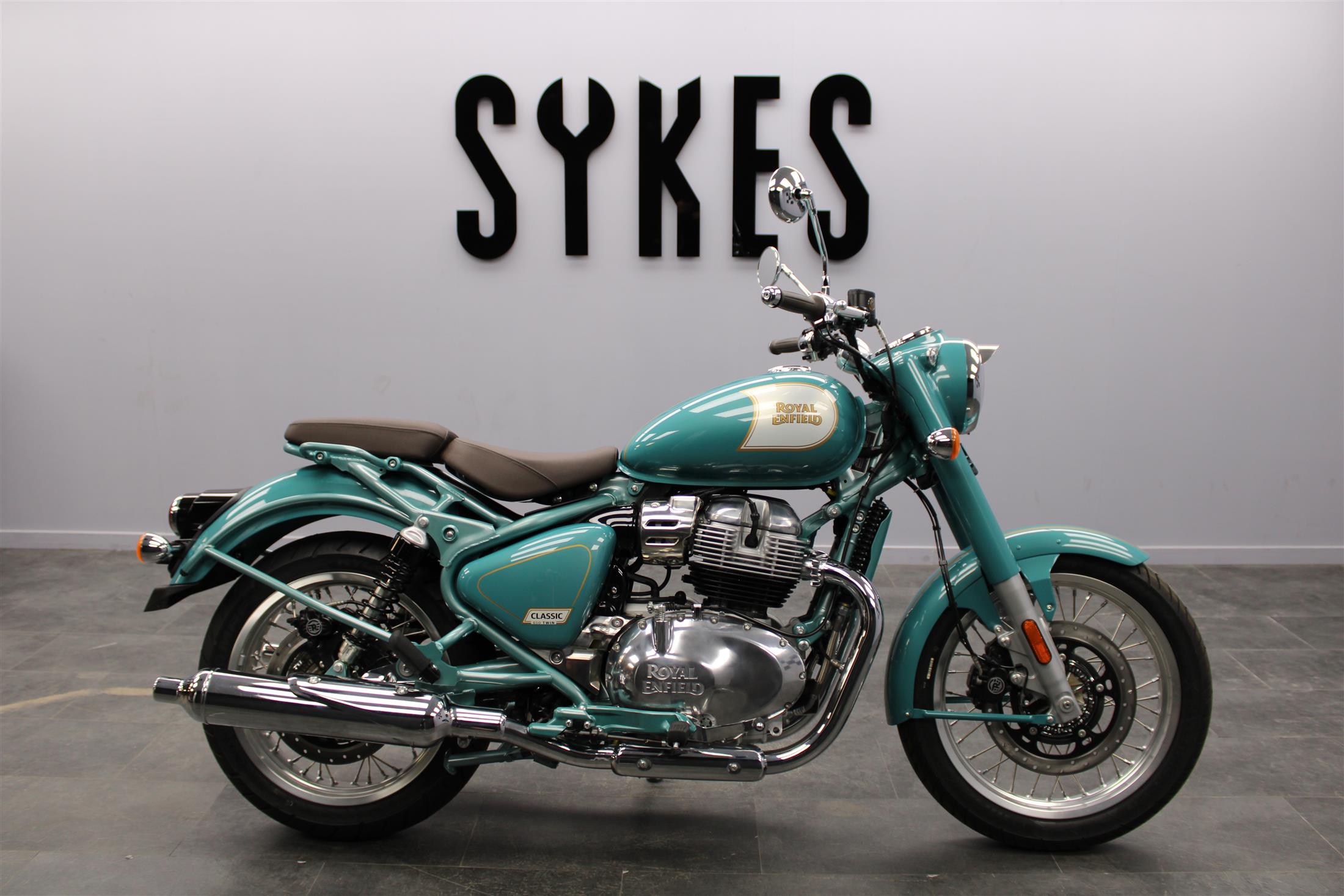 NEW 2025 Royal Enfield Classic 650 in Teal ***Available Now***