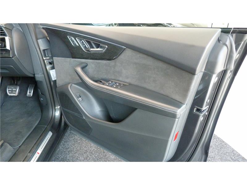 2021 Audi SQ8 4.0 TFSI V8 Black Edition