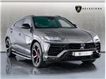 2022 Lamborghini Urus V8
