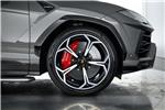 2022 Lamborghini Urus V8
