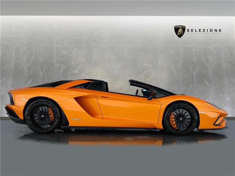 2018 Lamborghini Aventador S Roadster