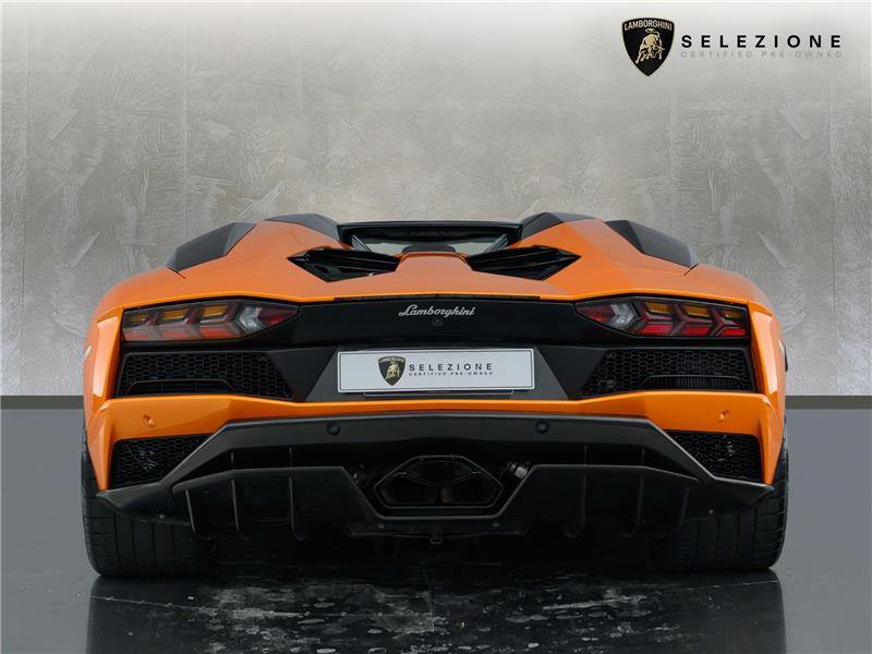 2018 Lamborghini Aventador S Roadster