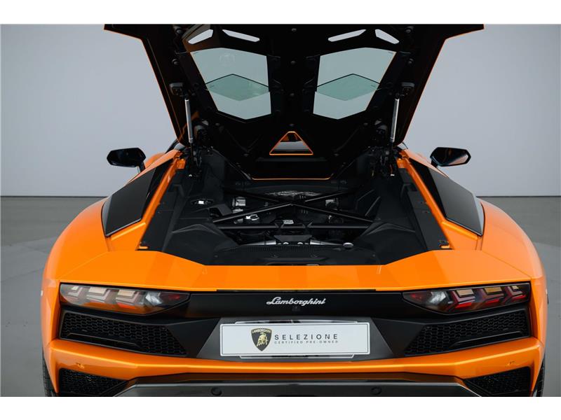 2018 Lamborghini Aventador S Roadster