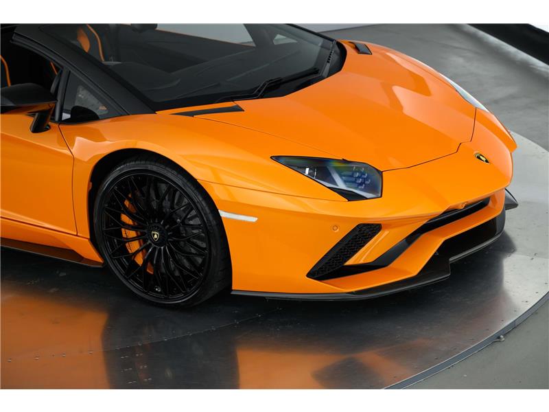 2018 Lamborghini Aventador S Roadster