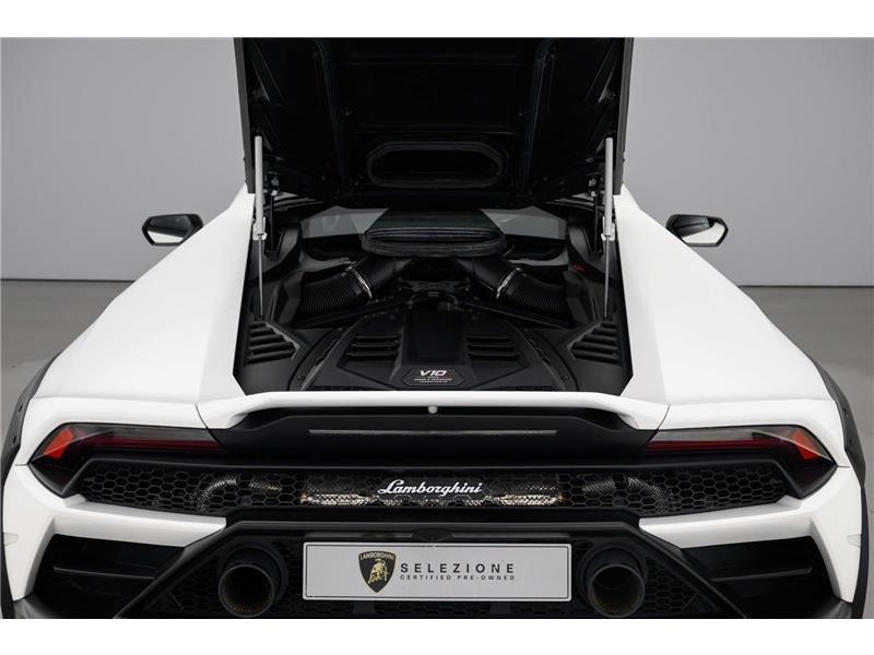 2024 Lamborghini Huracan 5.2 V10 Sterrato STD