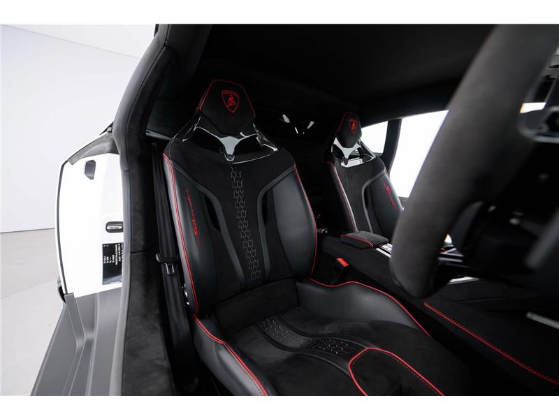 2024 Lamborghini Huracan 5.2 V10 Sterrato STD
