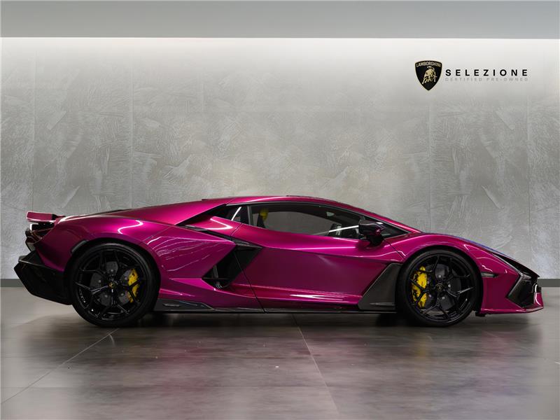 2026 Lamborghini Revuelto V12 Hybrid
