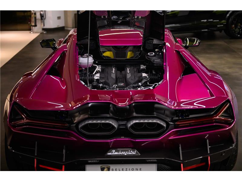 2026 Lamborghini Revuelto V12 Hybrid