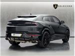 2025 Lamborghini Urus V8 BiTurbo SE