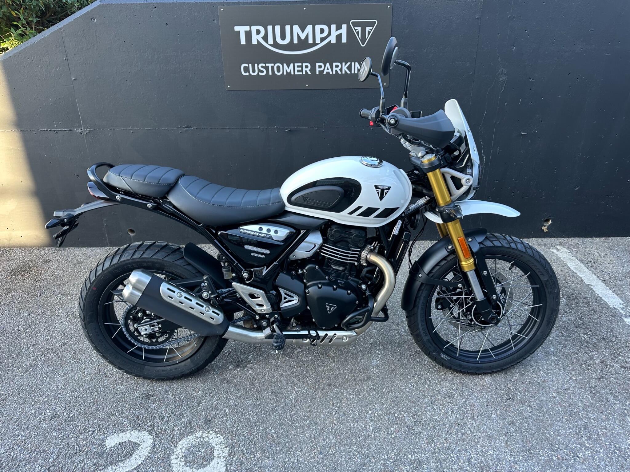 New Triumph Scrambler 400 XC