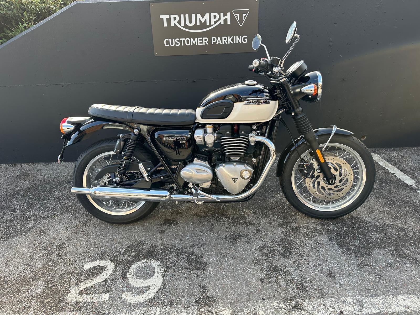 New Triumph Bonneville T120