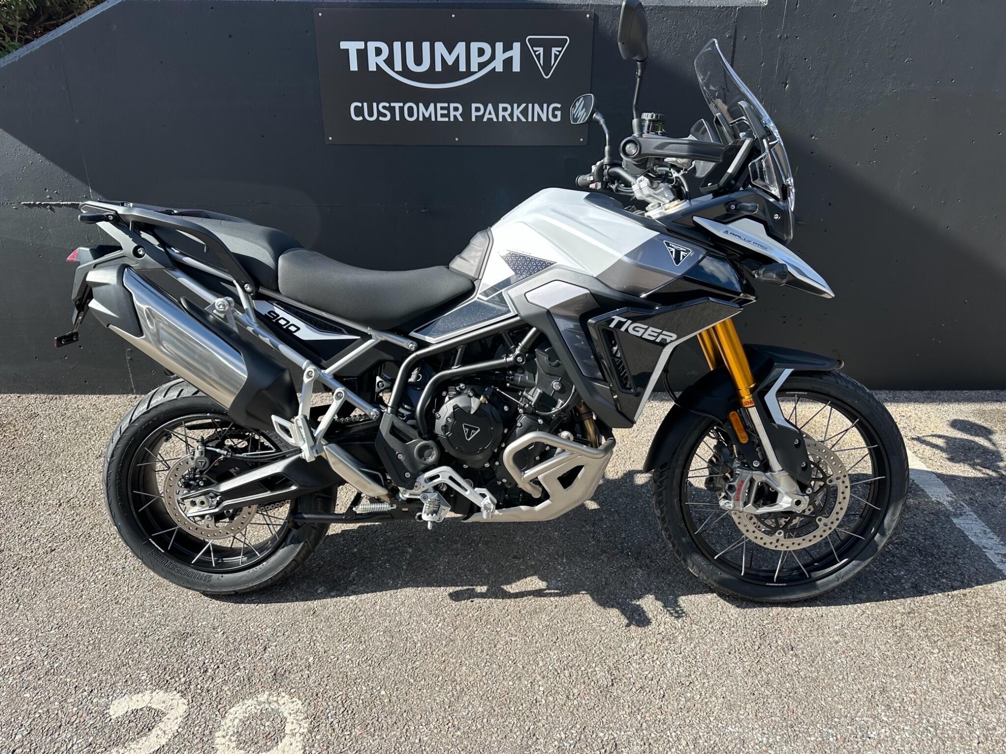 New Triumph Tiger 900