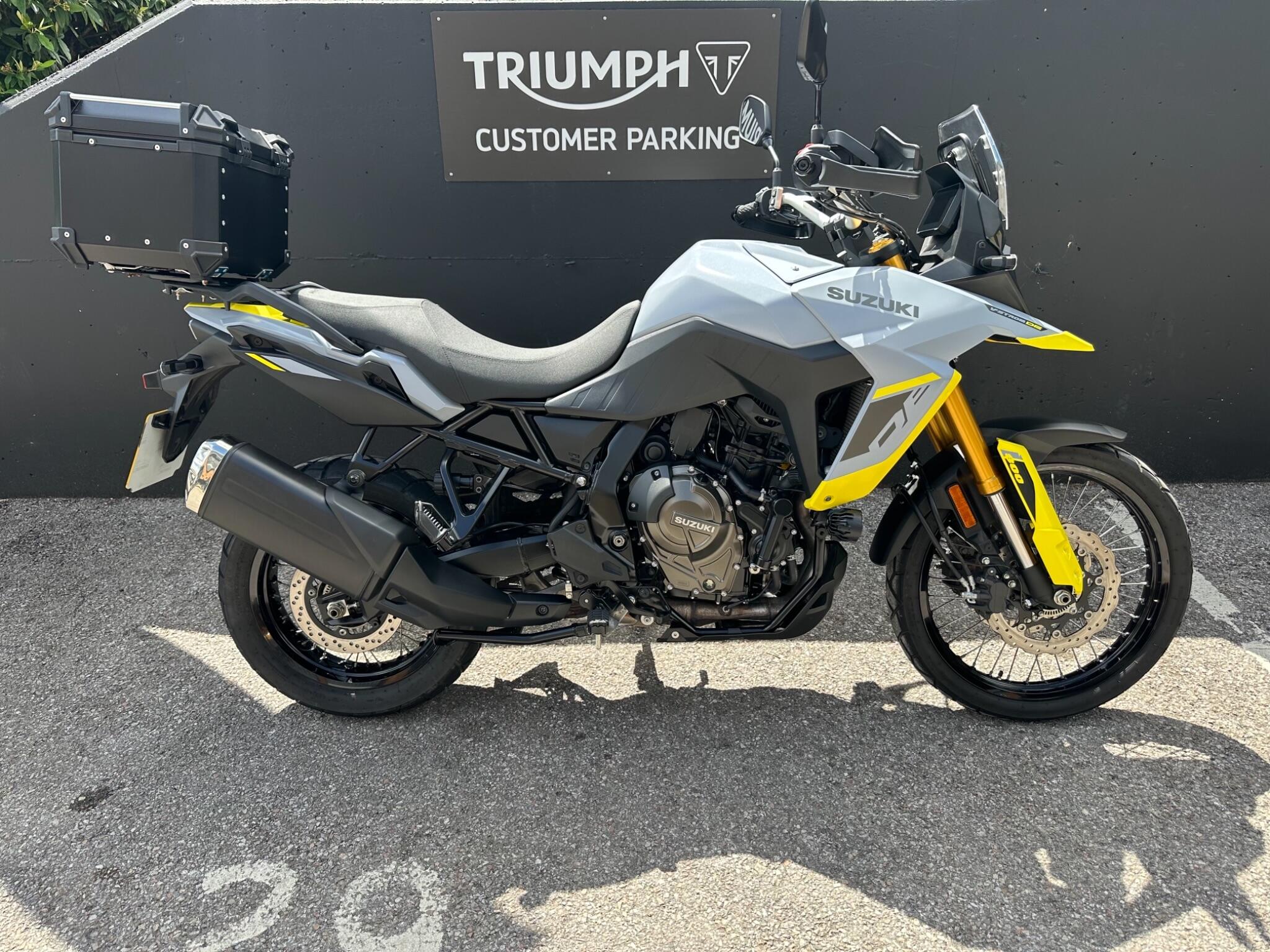 2023 Suzuki V-Strom 800