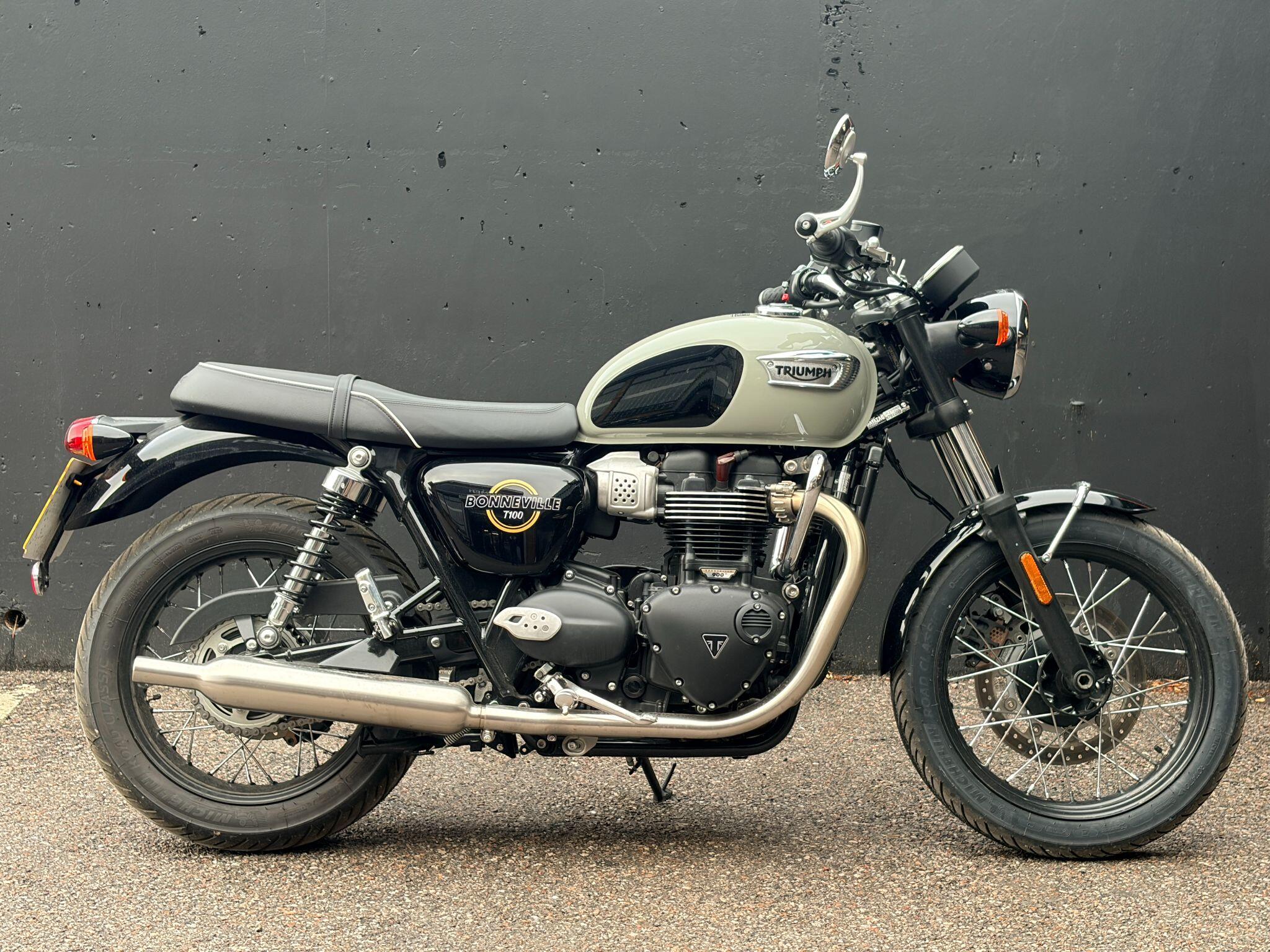 2026 Triumph Bonneville T100