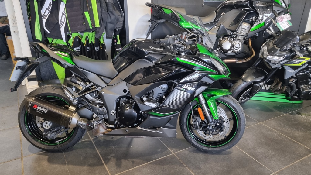 Kawasaki Ninja 1000SX Performance Edition