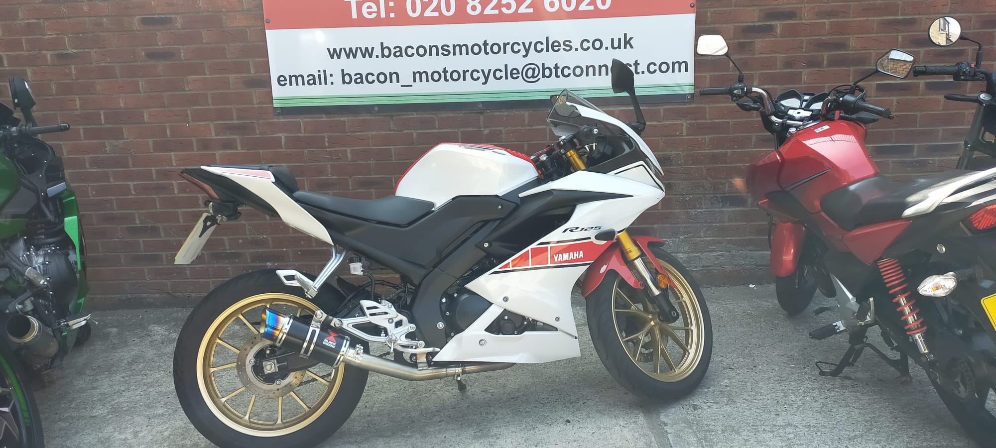 Yamaha YZF125R Anniversary Edition