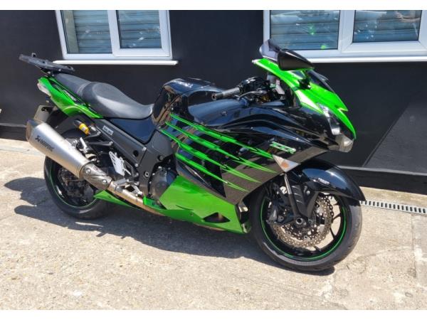 i Kawasaki ZX10R Fairings (2004-2005) Black, Purple, Shark