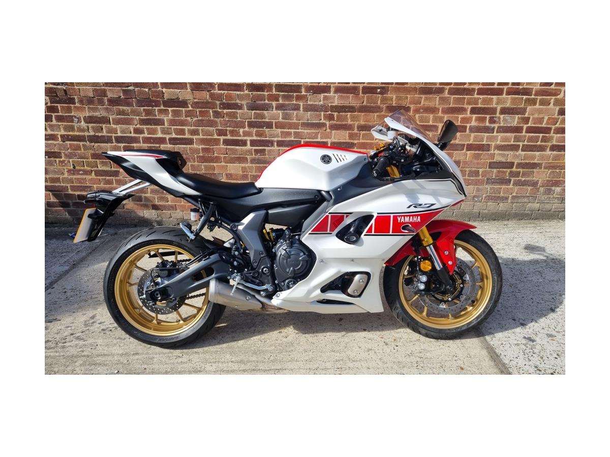 Main image of Yamaha R7 60th