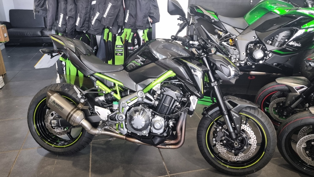 Kawasaki Z900 2017 Performance model