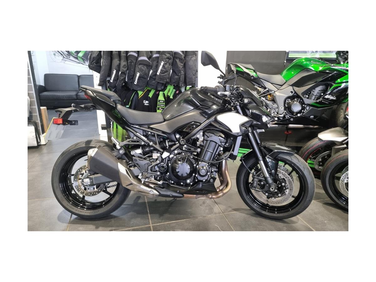 Main image of Kawasaki Z900
