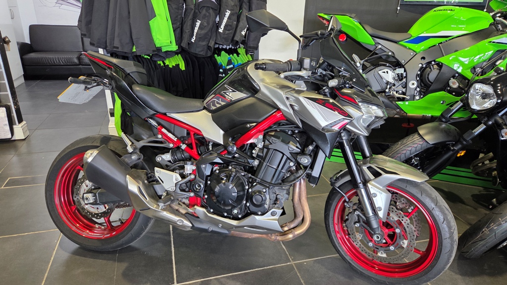 Kawasaki Z900